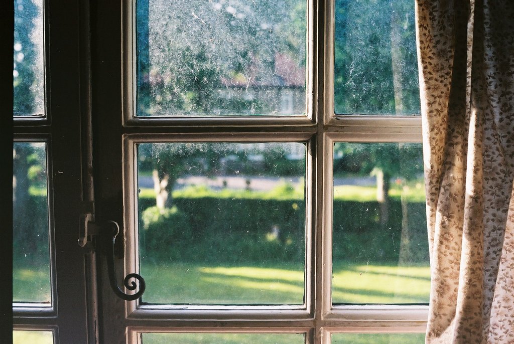 19 Types of Window Glass - Simplicable